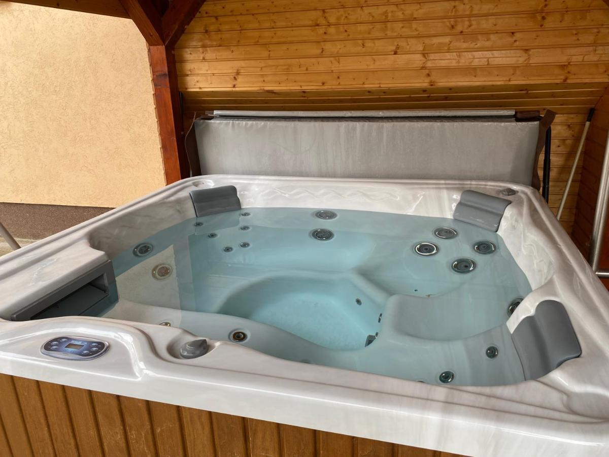 Sweet Home Apartman Hajduszoboszlo Luaran gambar